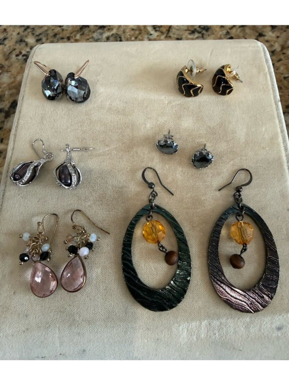 Lot Of 6 Pairs Of Earrings Pierced